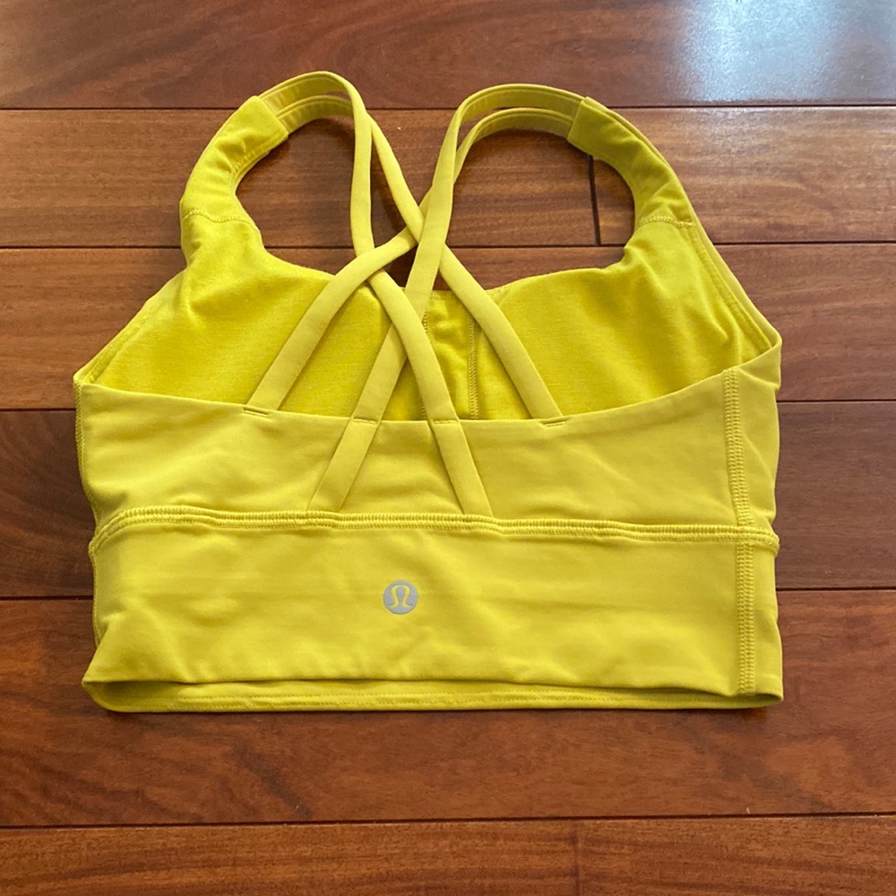 Lululemon sports bra